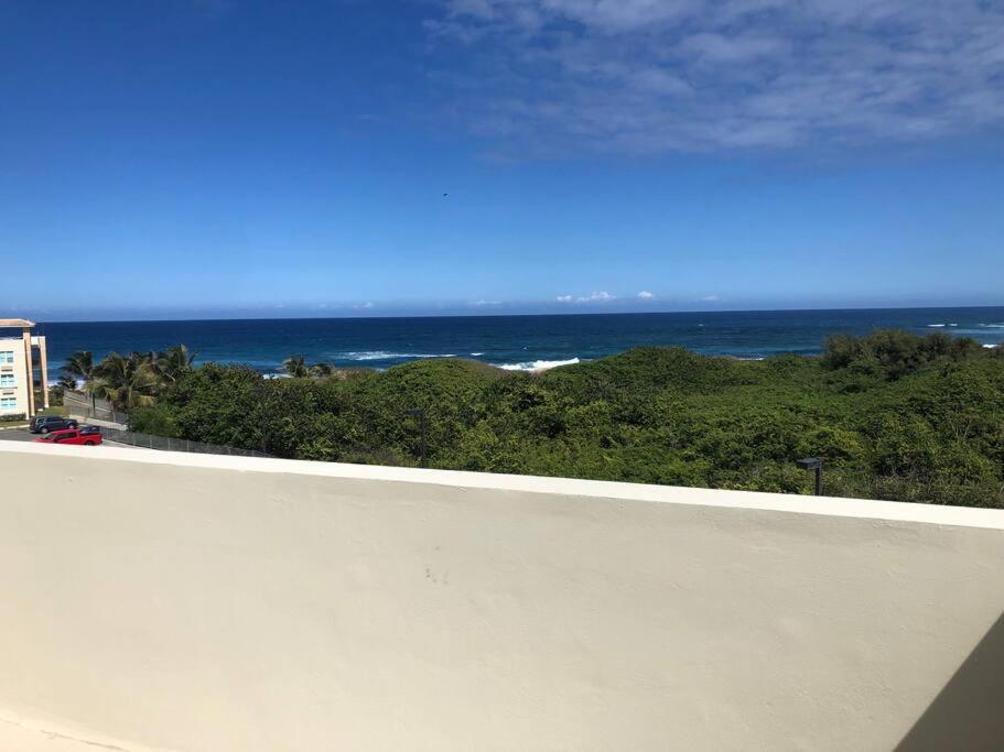 Haudimar Ph Beachfront Apt 4Br/3Bath Ісабела Екстер'єр фото